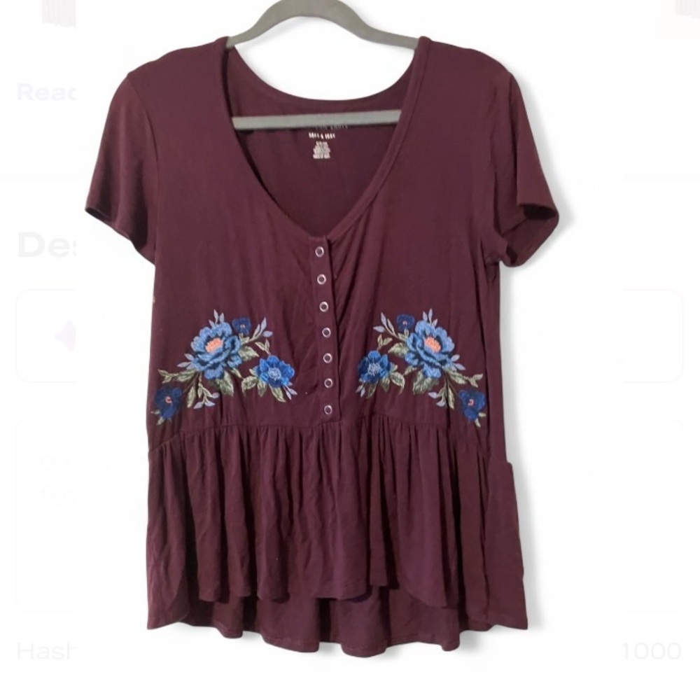 American Eagle Outfitters Purple Top with Blue Floral Embroidery